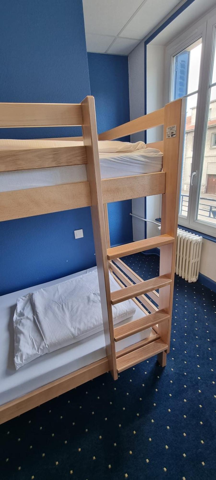 Auberge De Jeunesse - Hi Verdun Extérieur photo